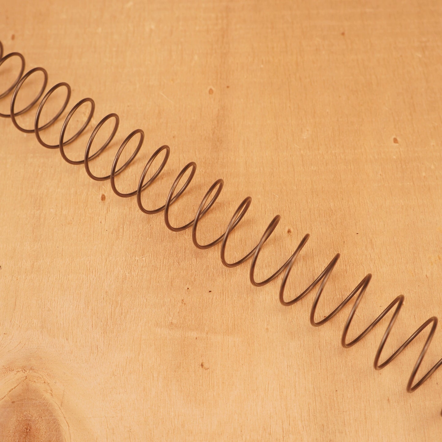 Metal core spring JMT standard AR15 rear core M4 laser toy modified accessories High-quality piano steel springs (1.2mm wire diameter)   Tested and suitable for most types of buffing materials