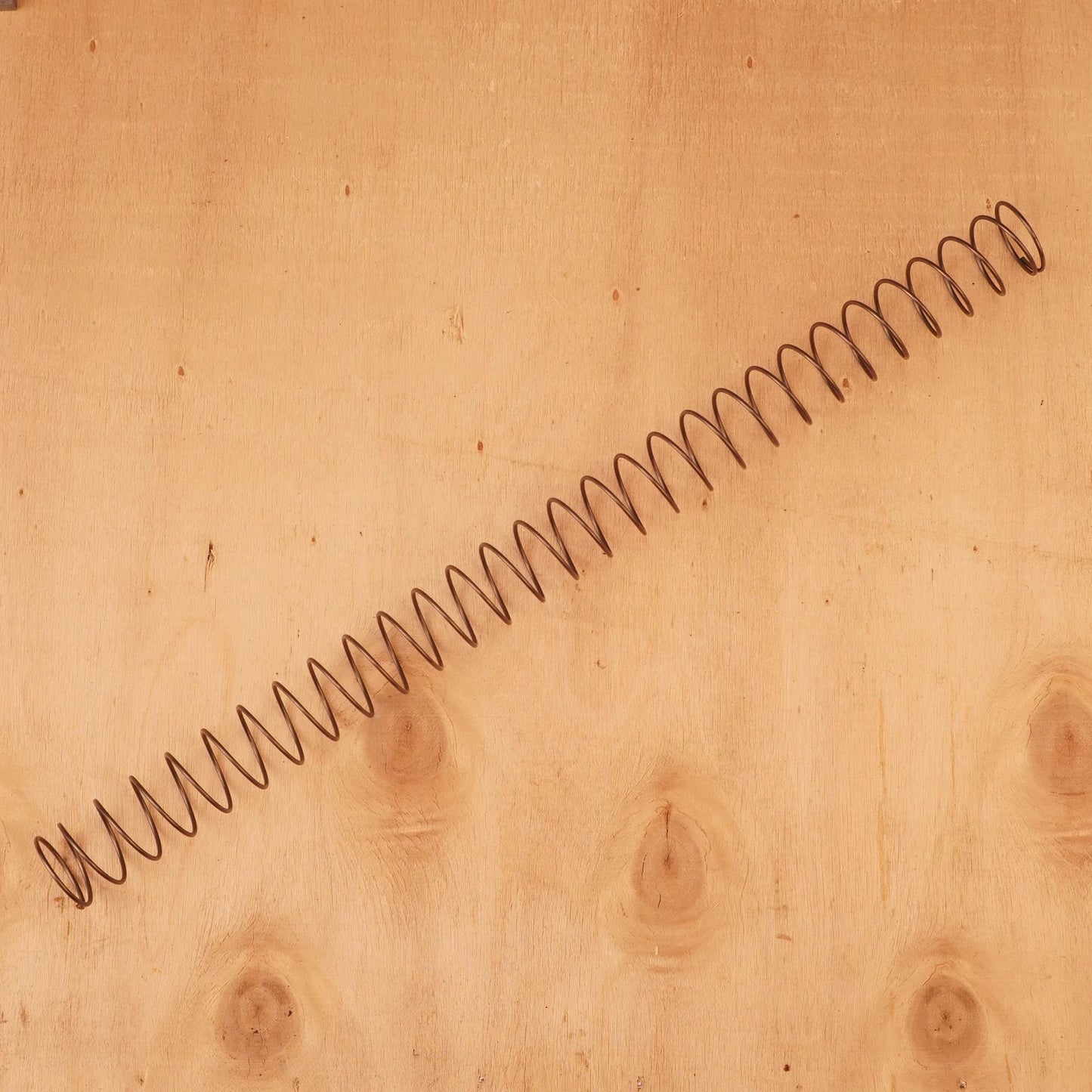 Metal core spring JMT standard AR15 rear core M4 laser toy modified accessories High-quality piano steel springs (1.2mm wire diameter)   Tested and suitable for most types of buffing materials