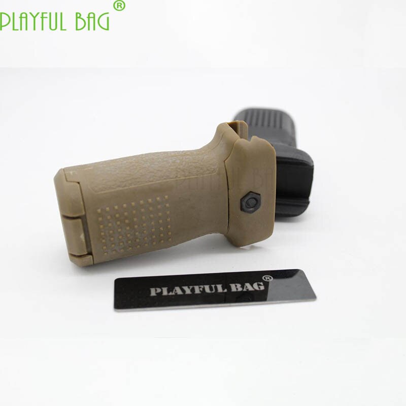 Outdoor shooting sports Playful bag CS DIY club accessories M4 nylon RVG PTSI grip handle 21MM universal gel ball gun LD16